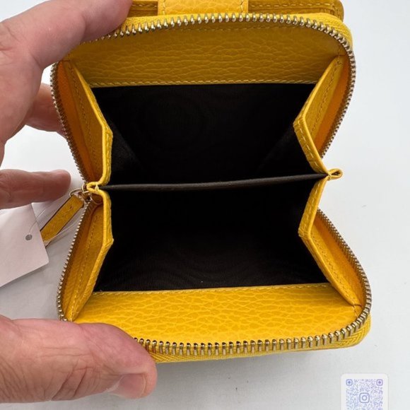 GUCCI Yellow and Brown GG Compact Bifold Wallet - Authenticated - Picture 11 of 13